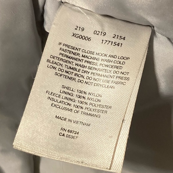 Girls Columbia heavy coat Sz Med 10/12. Very lightly used. Gray and peach/pink. - Picture 7 of 9